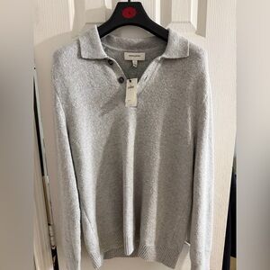 Banana Republic Men’s sweater Small